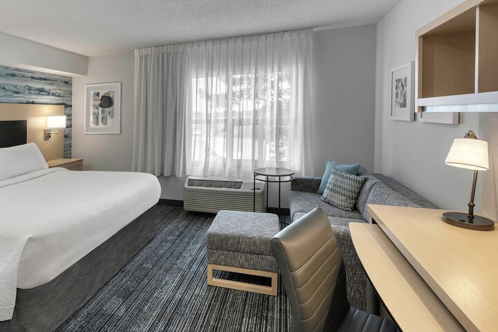 Room 18 of 21