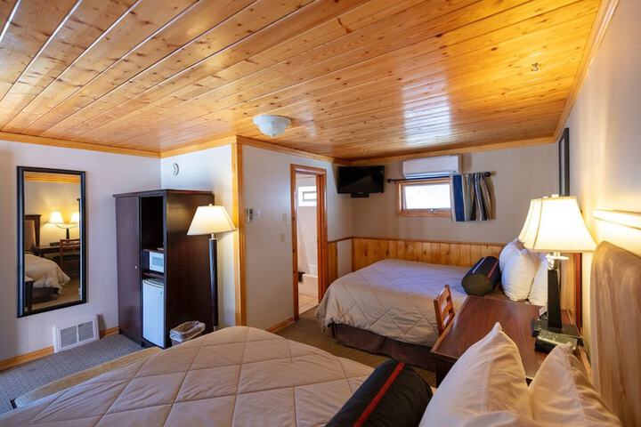 Room 10 of 51