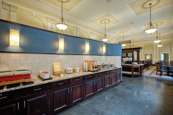 Hampton Inn & Suites Providence Downtown
