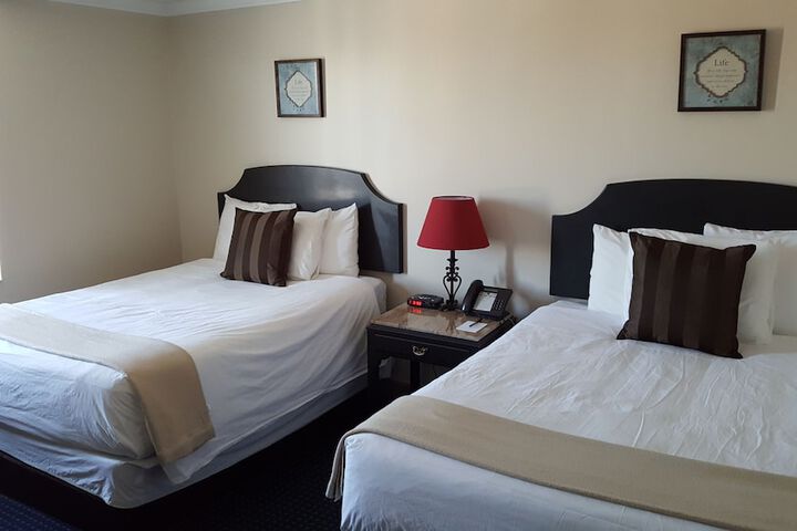 Room 44 of 54