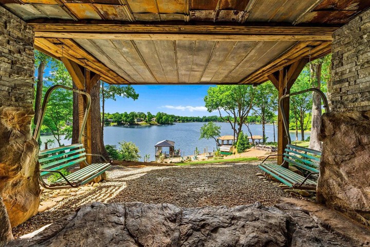 Nancy Key W / pool Wine Cave, Optional Boat Rental
