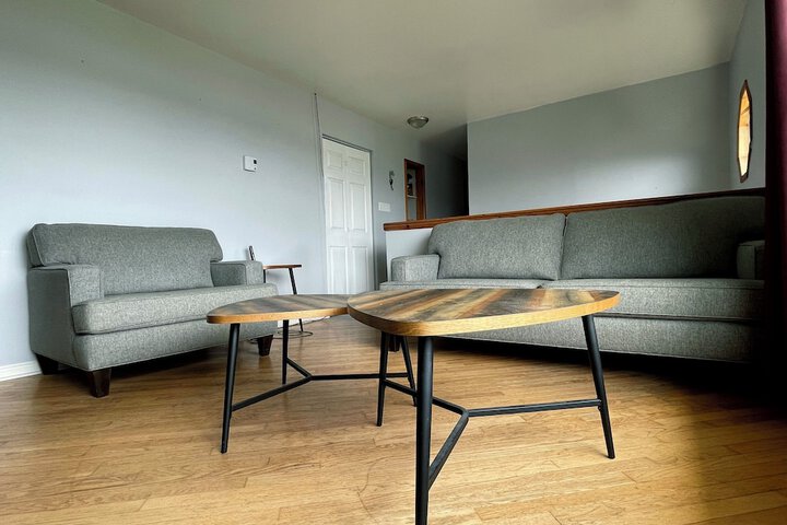Room 32 of 111