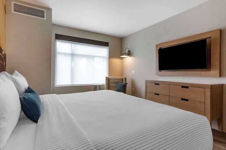 Room 35 of 75