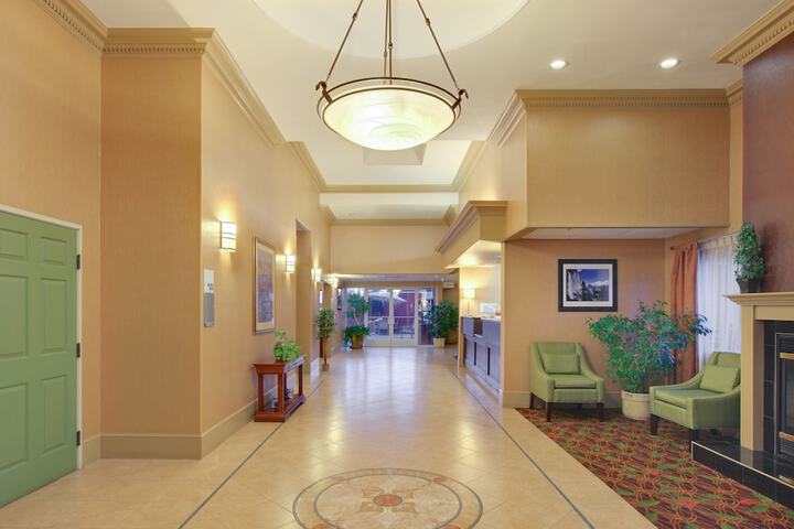 Hotel 6 of 61