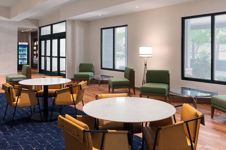 Courtyard by Marriott New Orleans Metairie
