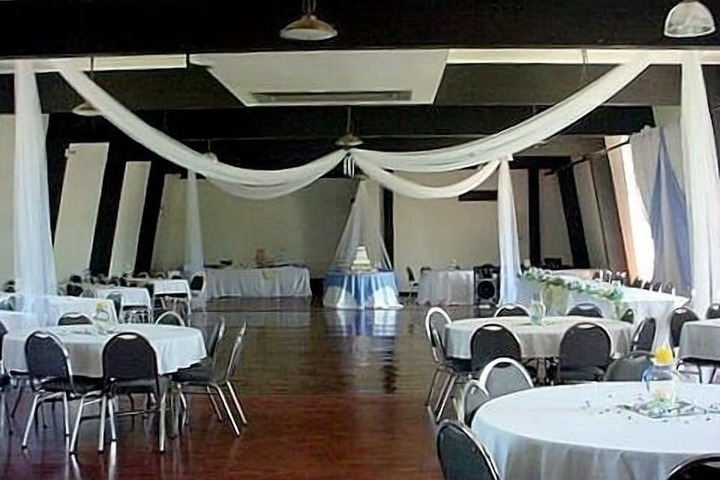 Wedding/Banquet 18 of 21