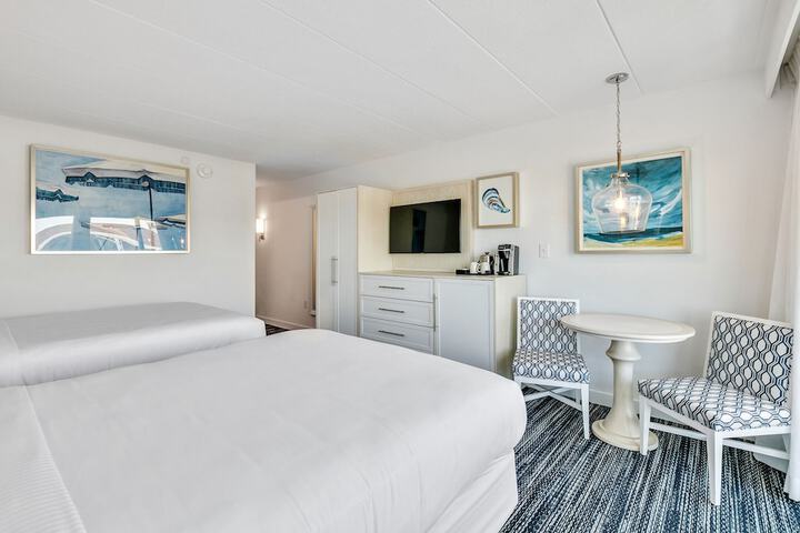 Room 27 of 62