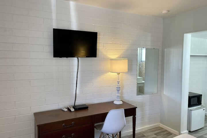 Room 44 of 63