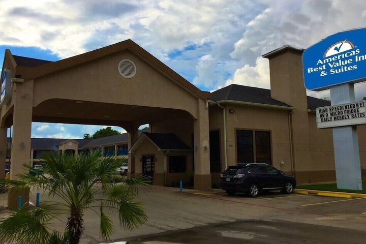 Americas Best Value Inn & Suites Mont Belvieu Houston