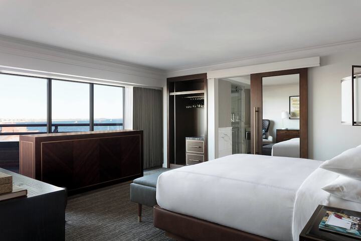 Room 47 of 95