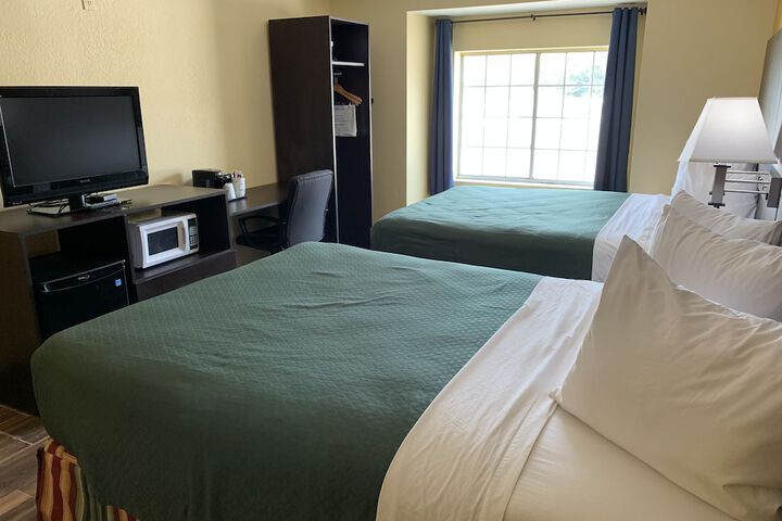 Room 47 of 95