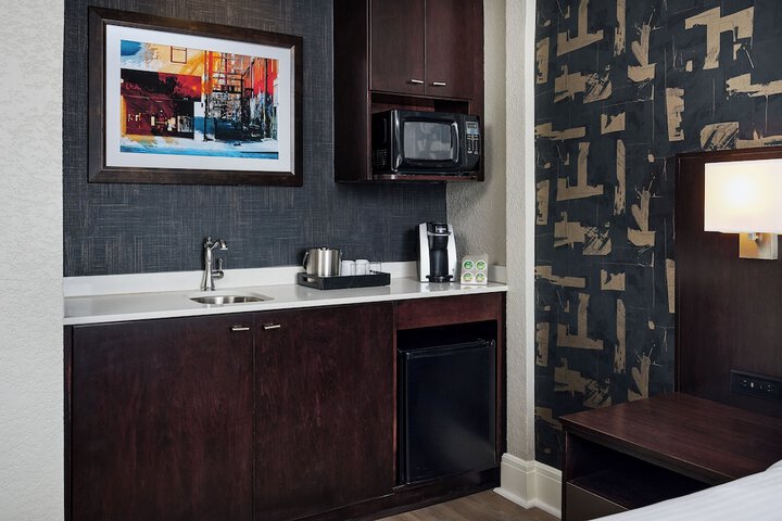 Hotel Alex Johnson Rapid City Curio Collection by Hilton