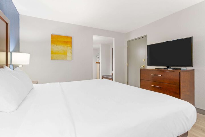 Comfort Inn Near Six Flags St. Louis