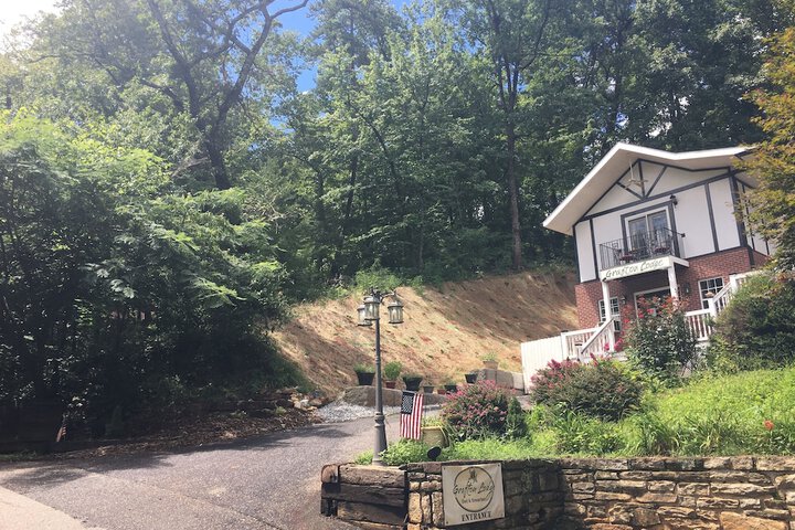 Grafton Lodge