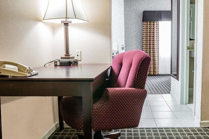 Room 15 of 21