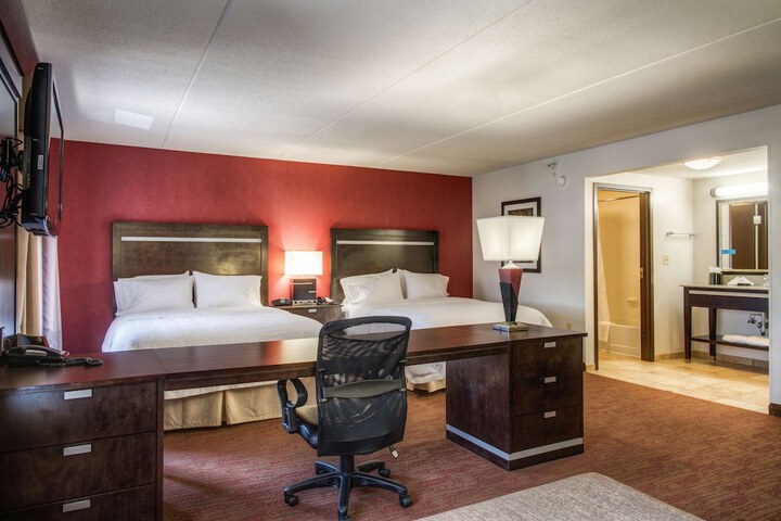 Room 40 of 51