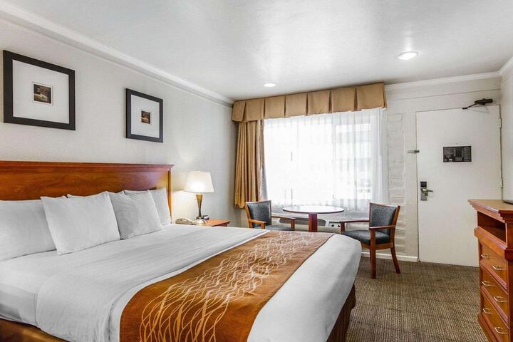 Room 49 of 53