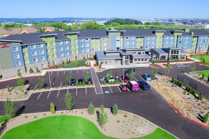 Hotel 3 of 64