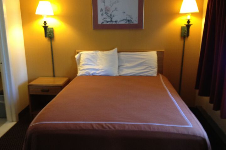 Room 34 of 50