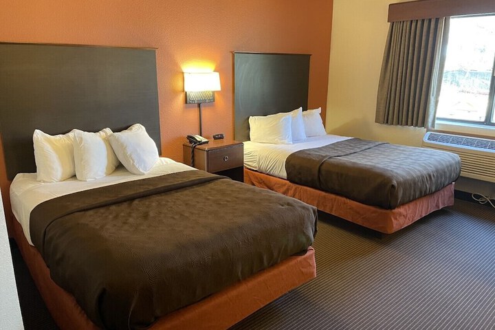 Room 40 of 54