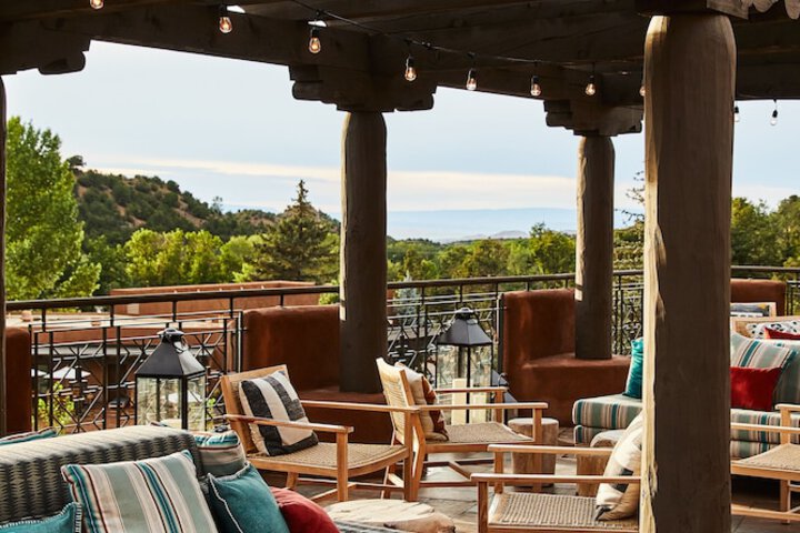 Bishops Lodge Auberge Collection