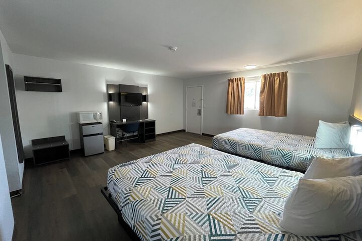 Room 25 of 26