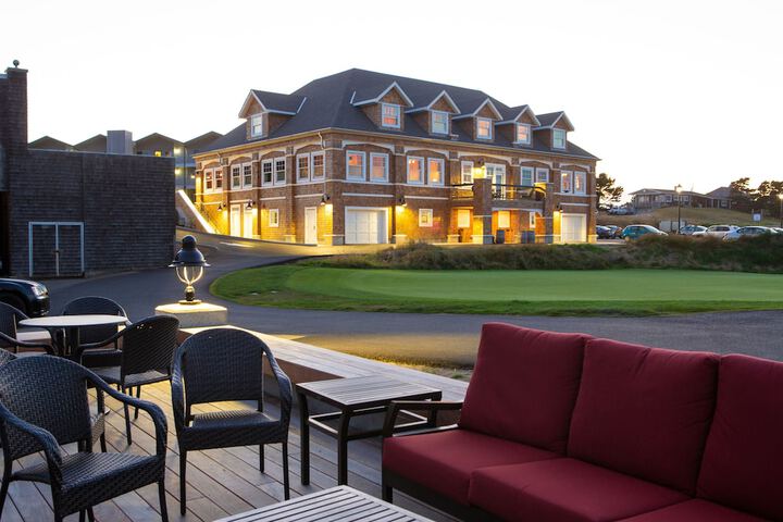 McMenamins Gearhart Hotel