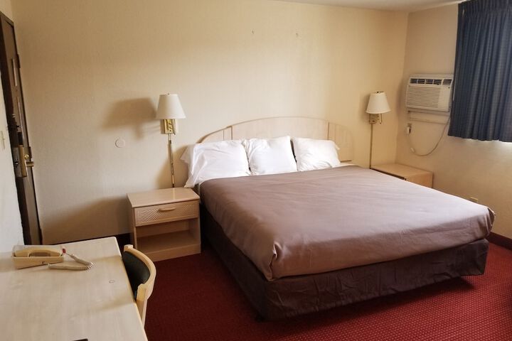 Americas Stay Inn
