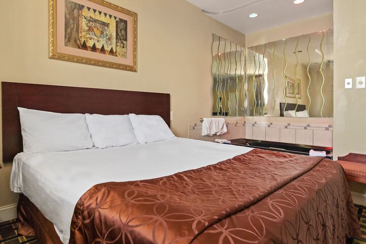 Room 20 of 56