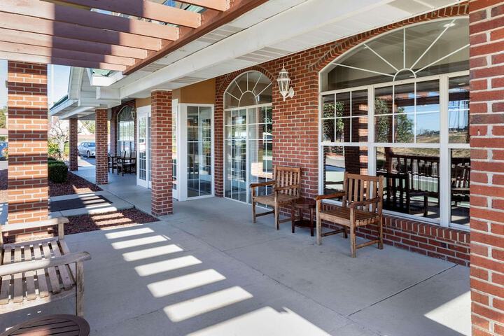 Country Inn & Suites by Radisson Lumberton, NC
