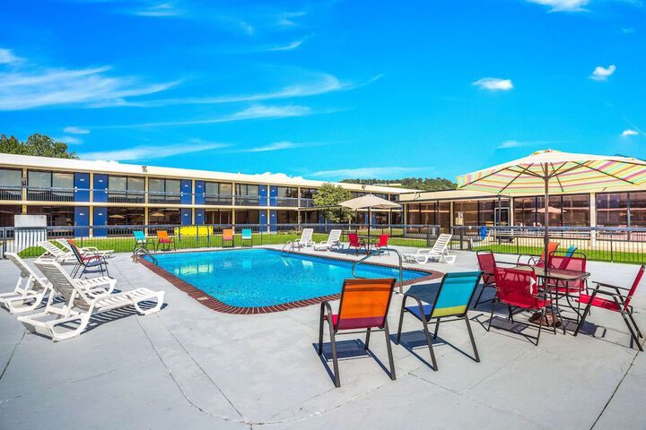 Pool 9 of 65