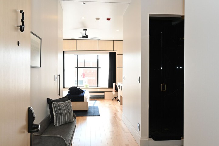 Room 82 of 110