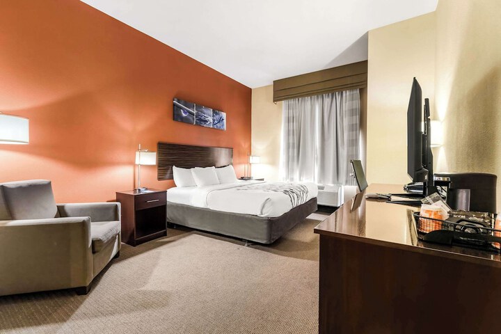 Room 54 of 60
