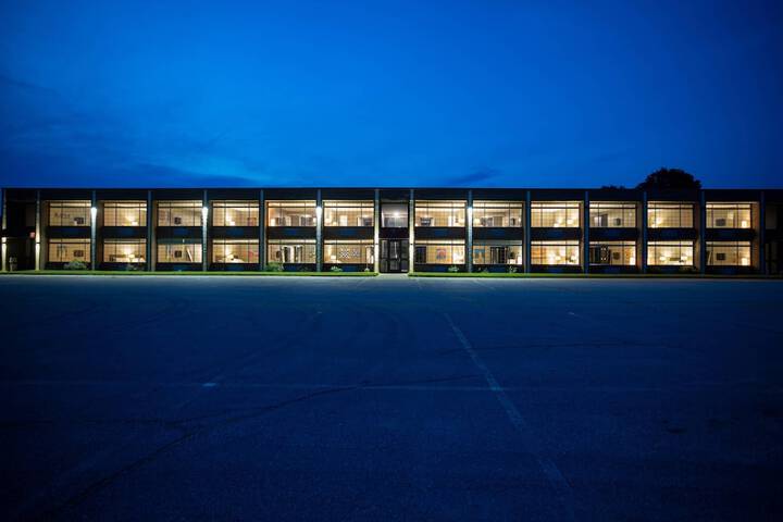 The Highlander Hotel Iowa City an Ascend Collection Hotel