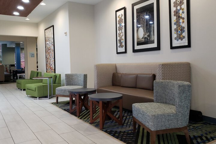 Hotel 2 of 47