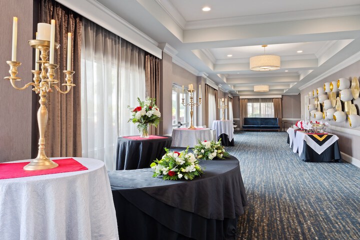 Holiday Inn Conference Center - Valdosta by IHG