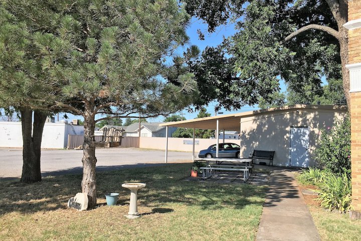 Hunters Lodge Motel