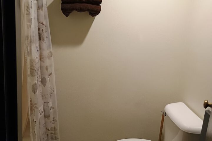 Room 20 of 28