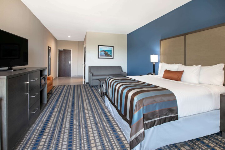Room 15 of 40