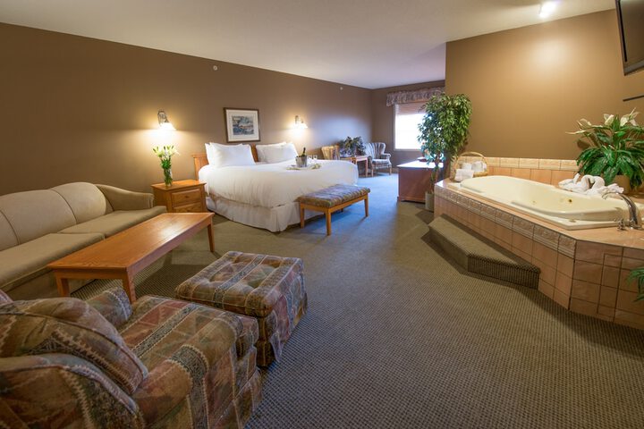 Room 30 of 38