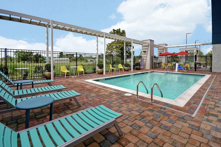 Pool 3 of 43