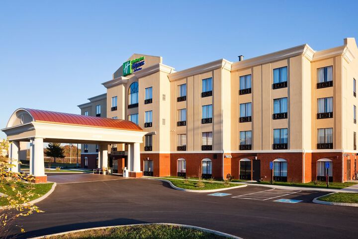Hotel 8 of 57