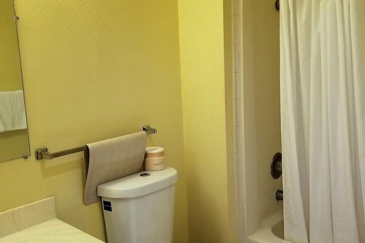 Regency Inn