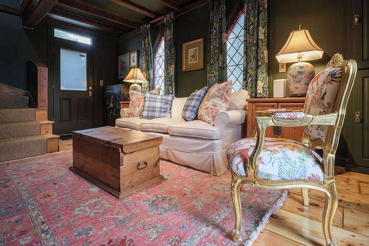 Addison Choate Inn