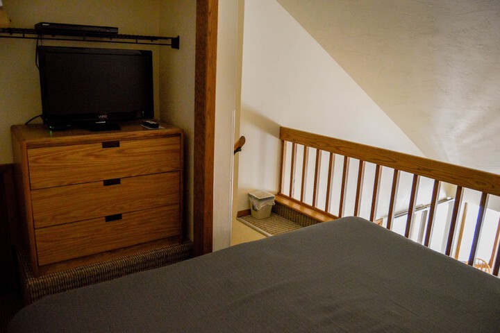 Room 81 of 185