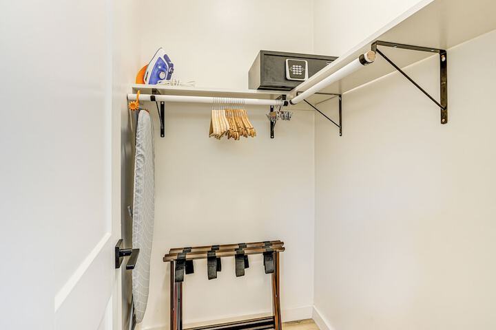 Bay Area Apt w / Patio: Near Parks & Hiking!
