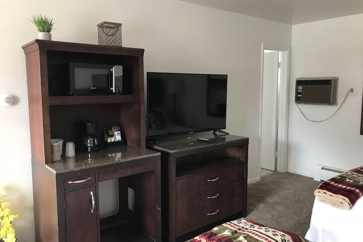 Room 13 of 25