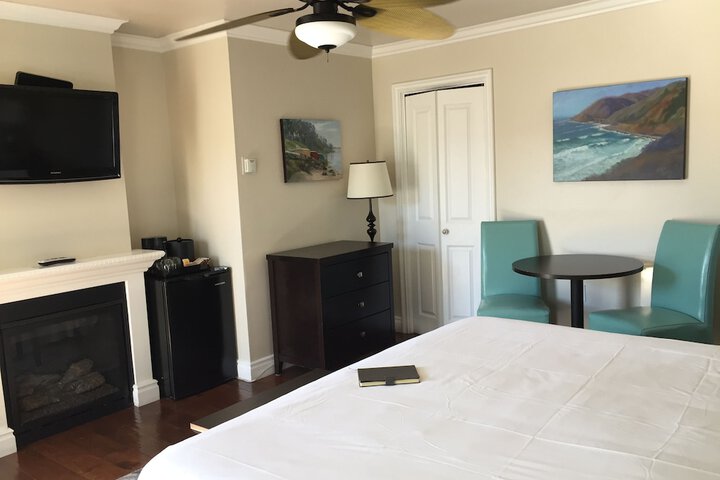 Beach Bungalow Inn and Suites