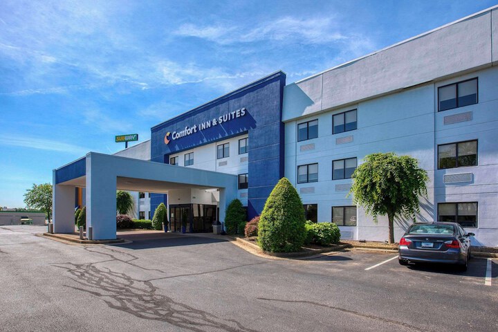 Hotel 10 of 68