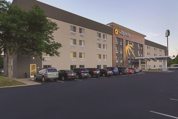 Hotel 5 of 42